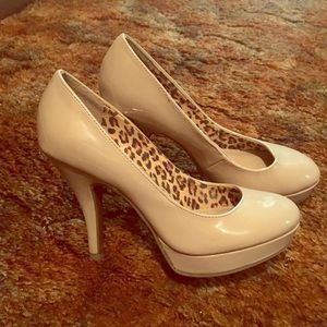 Size 7 Nude High Heels
